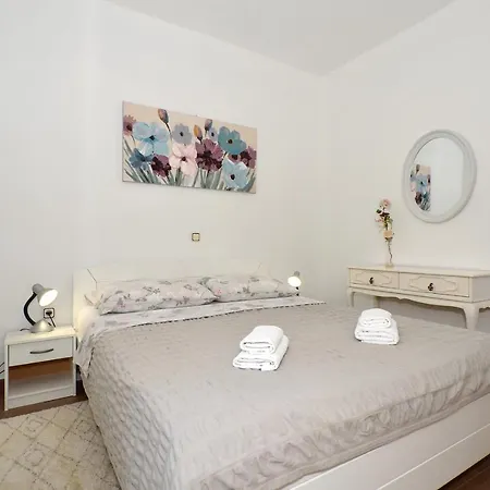 Apartment Una 아파트