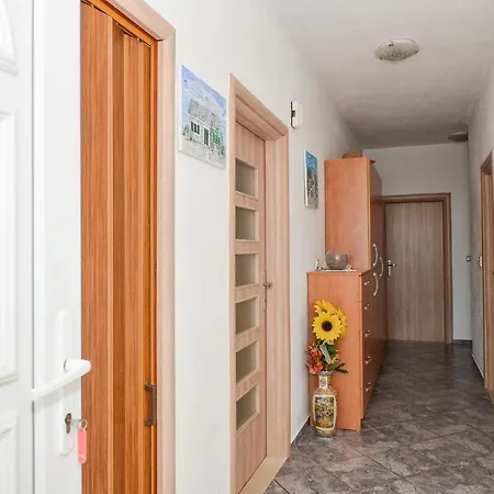 Apartment Una