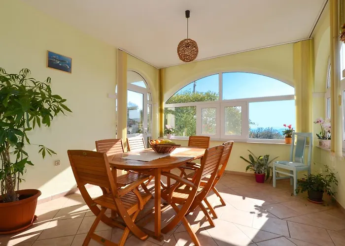 Apartment Una سيغيت فغانييتْسا