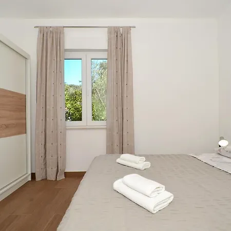 Lägenhet Apartment Una