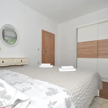 Apartment Una Appartamento *