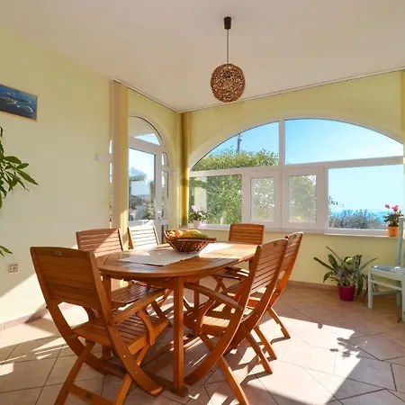 Apartment Una سيغيت فغانييتْسا